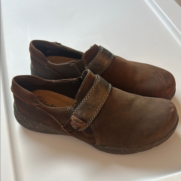Clarks Roseville Clogs in Brown size Women’s 7 Barely Worn - Picture 1 of 8
